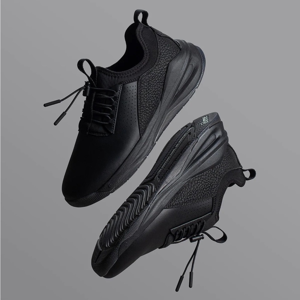 New w/o Box Clove Healthcare Worker Shoe 8